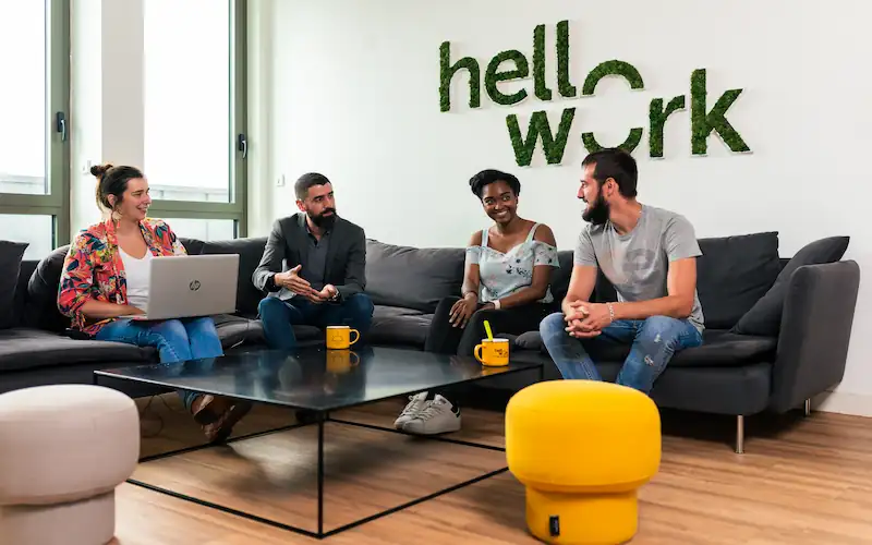 Trouver un emploi avec HelloWork Group : vos opportunités professionnelles simplifiées